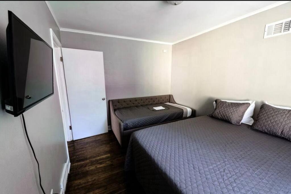 E, Memphis Home 5 Min From I240W Εξωτερικό φωτογραφία